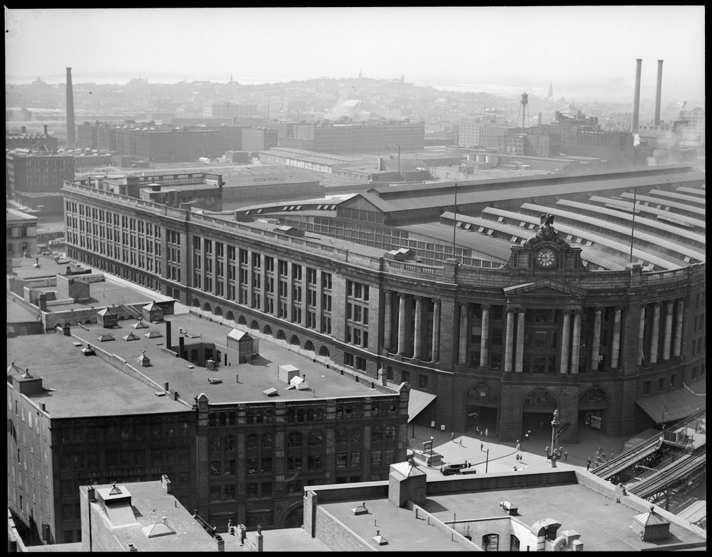 Bird's eye view of South Station from the top of the United Shoe Machinery Building