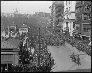 U.S. soldiers parade on Tremont St. before leaving for war service in France