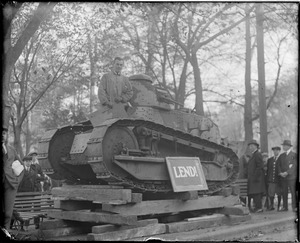 French tank in Boston to boom Liberty Loan Drive on Boston Common