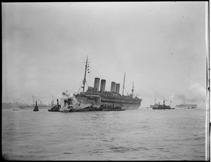 Troopship Mt. Vernon returns with brave heroes