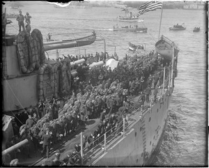 USS New Jersey brings troops to Boston - 26th Division