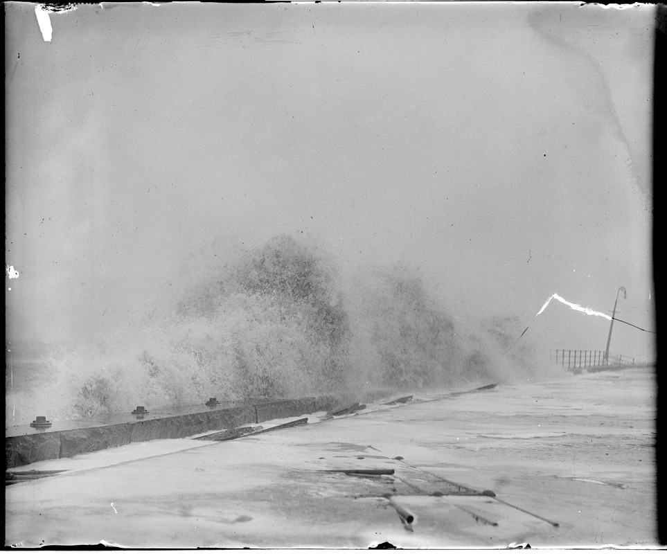 Remarkable surf at Winthrop Beach during big northeast storm