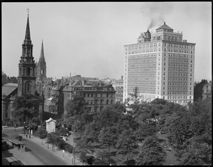 Ritz-Carlton Hotel