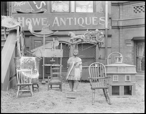 Store front, Howe Antiques