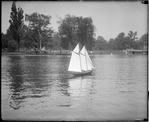 Public Garden miniature yacht