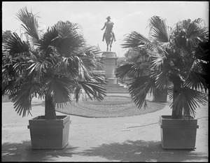 Public Garden Washington statue