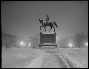 Washington statue, Public Garden, at night in the snow