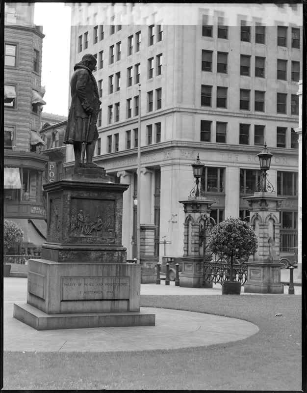 City Hall statue of Ben Franklin
