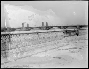 Icy railing on the Esplanade