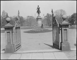 Washington statue in Public Garden
