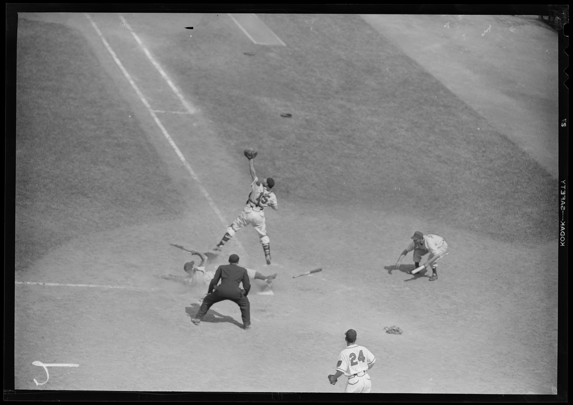 Plays at the plate, Boston Braves