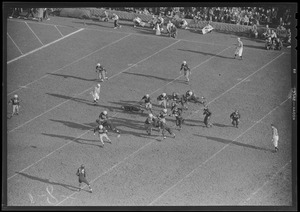 No. 14 for Harvard catches pass for short gain, Harvard vs. Brown
