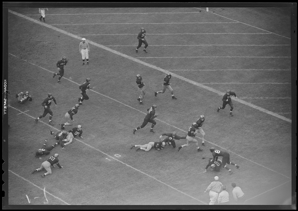 No. 45 carries ball for Army touchdown, Army vs. Harvard