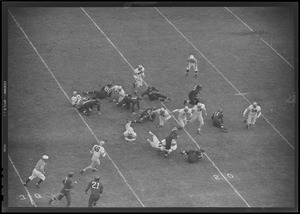 No. 31 gets 1st down for Harvard, Harvard vs. Holy Cross