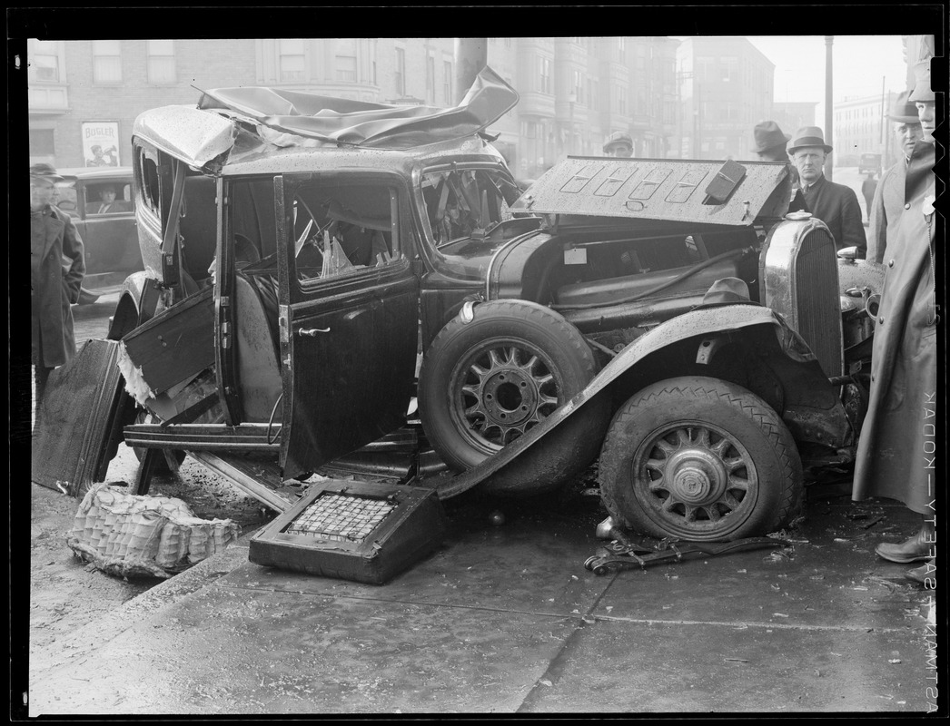 Wreckage of a taxi. Everett Ave - Chelsea.