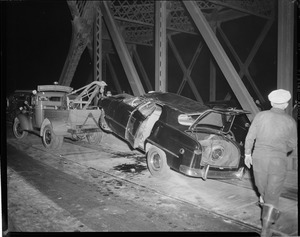Auto hits bridge supports