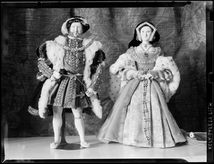 Henry VIII and Anne Boleyn dolls