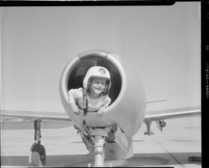Kid climbs into US Air Force jet engine