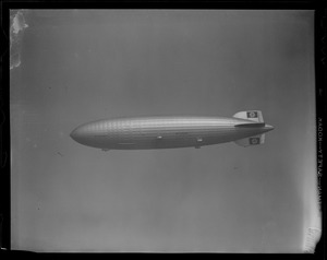 German dirigible Hindenburg comes to Boston