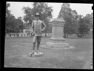 Statue of John Bridge on Cambridge Common pulled down by vandals