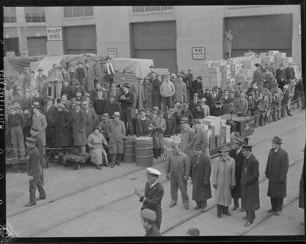 Crowd on waterfront, event unknown