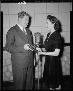 Quentin Reynolds with Ruth Moss of WAAB