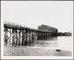 Photo of coal wharf/Long Island
