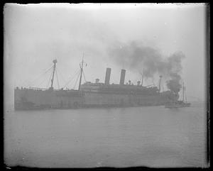 Unidentified ship, possibly the SS George Washington