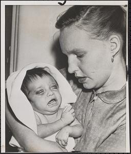 Mrs. Willie Jean Flores & daughter Linda Sue (beaten by father)