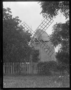Cataumet, MA: Windmill