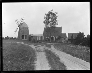 Cataumet, MA: Windmill