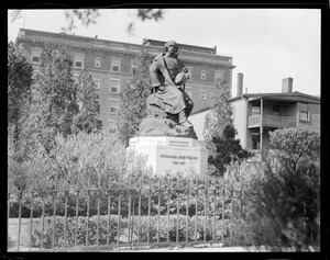 Statue of Nathaniel Hawthorne, Salem