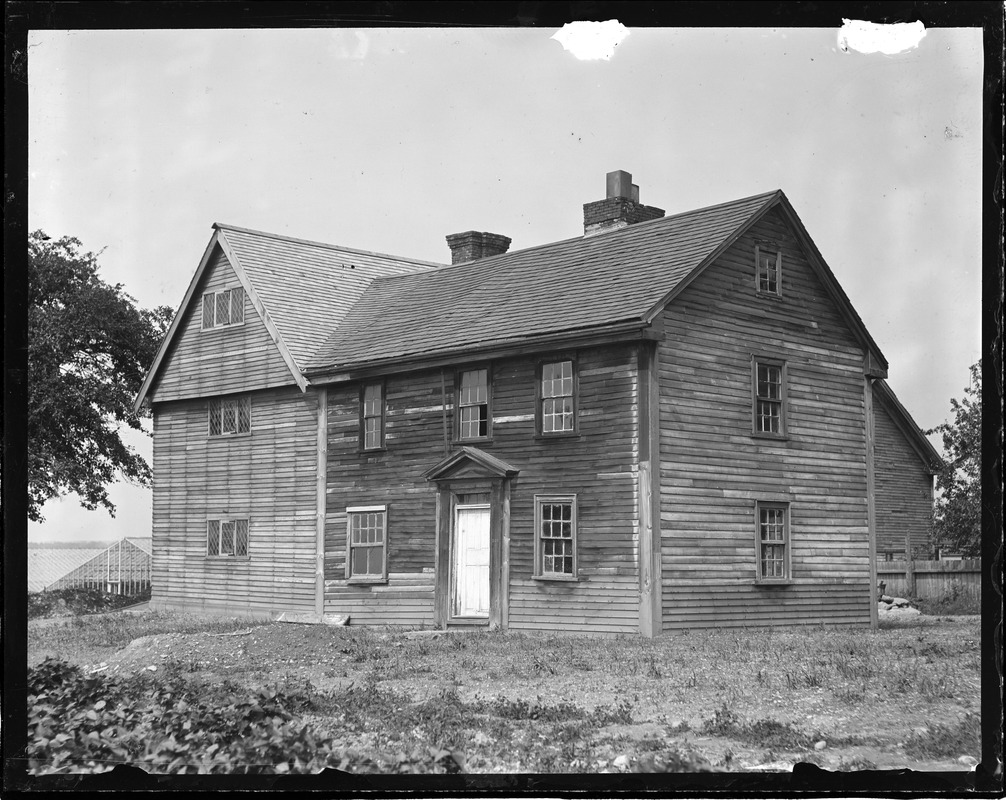 Brown house on Main Street in Watertown, built in 1661 - Digital ...