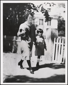 Mrs. Sacco and her daughter, Sept 14, 1926