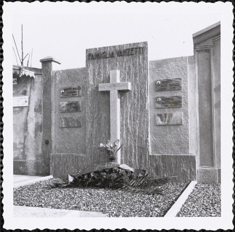 Vanzetti family grave, Villafalletto, Italy