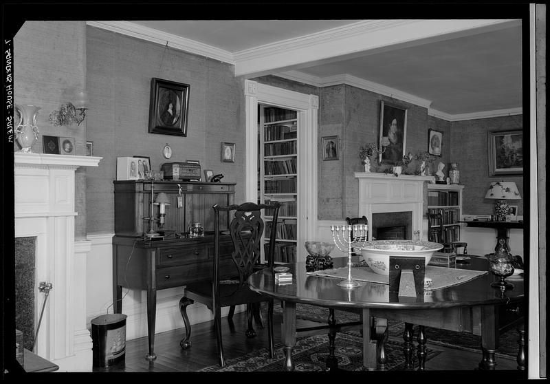 Thomas Sanders House, Salem, MA, interior