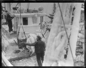 Trawler Ninab of the smaller type covered with ice at the fish pier