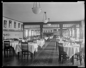 Red Lion Inn: interior/dining room