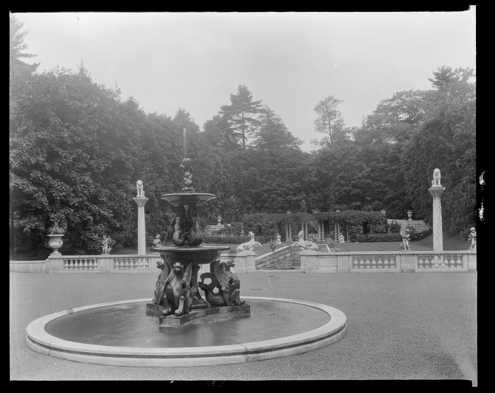 Bellefontaine garden with statuary & fountains Digital Commonwealth