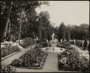 Bellefontaine: garden with statue in fountain