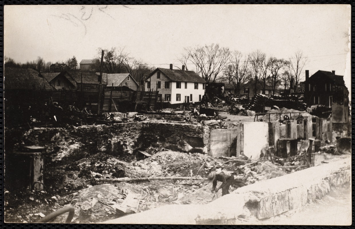 Easter Fire: Church St. in background