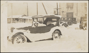 Snow storm in 1927 in Berkley, VA