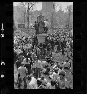 Thousands of Boston area college students gathered in front of the State House to protest US march into Cambodia and the killing of four Ohio students at Kent State