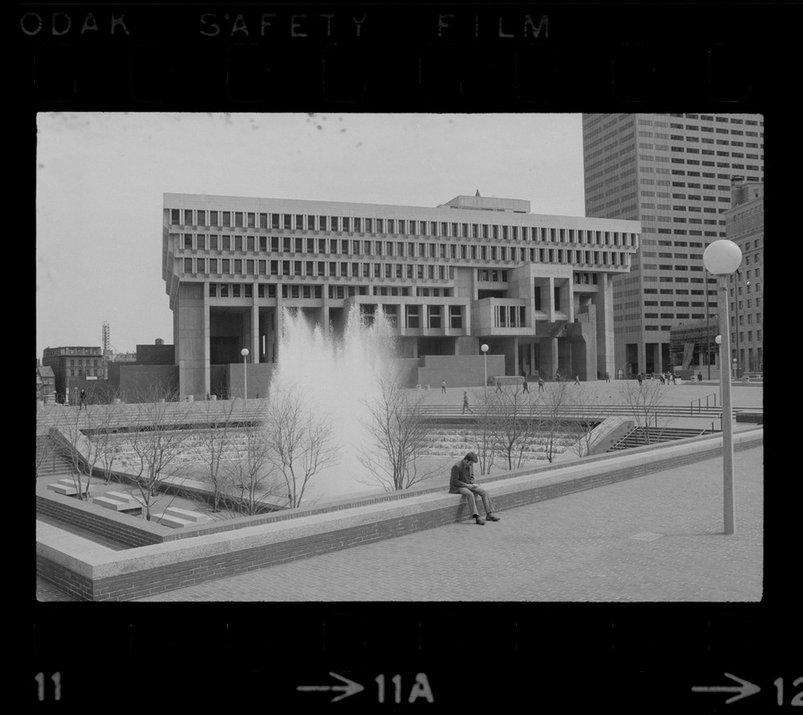 Fountain in Boston City Hall plaza