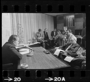 Holding court - Atty. F. Lee Bailey, who has been charged with improper conduct by the Boston Bar Ass'n, presents his side of the case to Boston newsmen, including Record American reporter Tom Berube at right