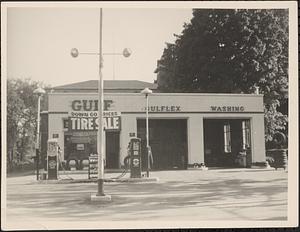 Gulf gas station