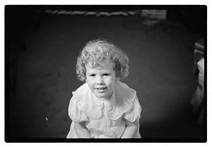 Collier Mrs. & 2 children