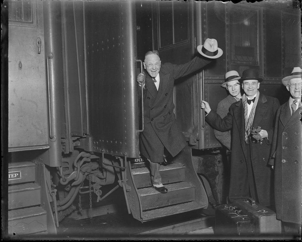 Billy Sunday arrives in Boston for the first time in 14 years ...