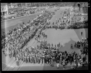 Motorcade carries Al Smith through Copley Square