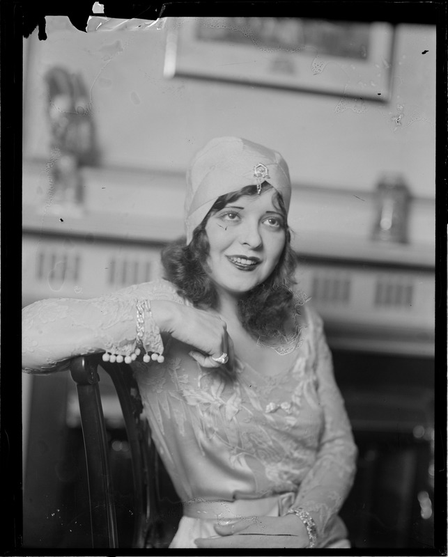 Clara Bow: movie star in Boston - Digital Commonwealth